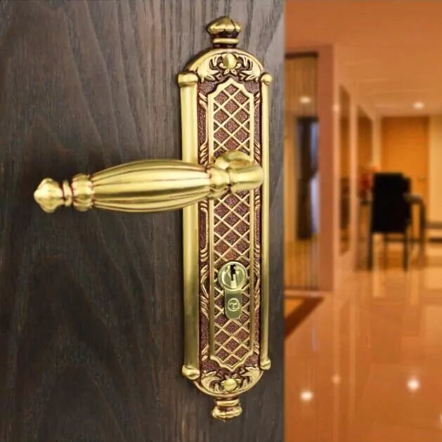 Ứng dụng khóa cửa thông phòng DA145