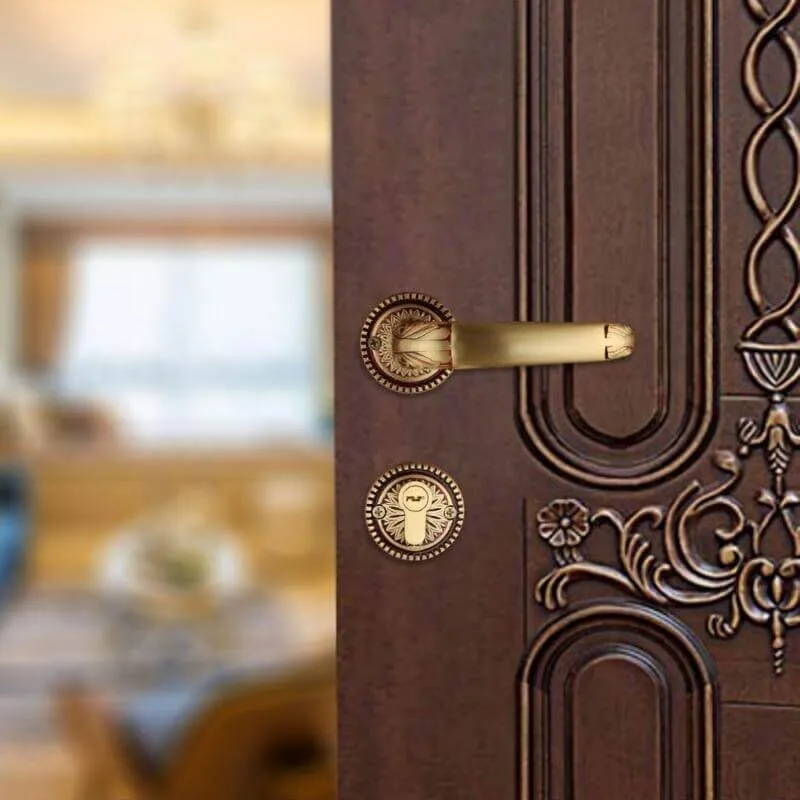Khóa cửa gỗ cổ điển