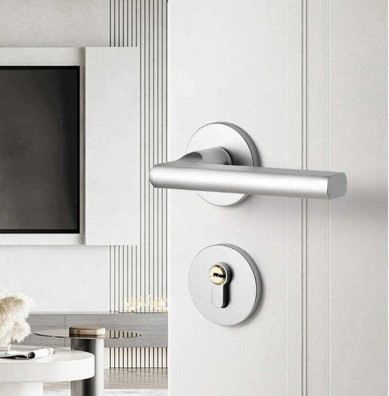 Khóa cửa mang đến lợi ích cho gia đình