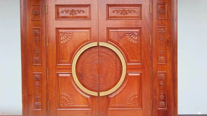 Quy trình lắp đặt tay nắm cho cửa gỗ